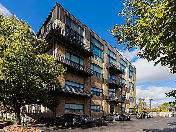 2614 N Clybourn Ave APT 401, Chicago, IL 60614