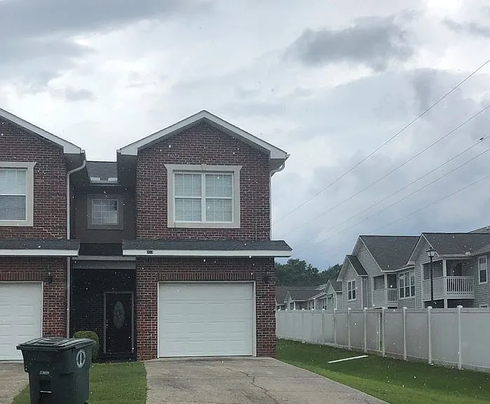 323 Eagle Lndg — Photo 1