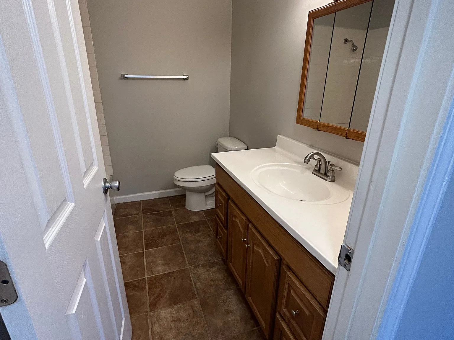 Oakcrest Apartments — Photo 4