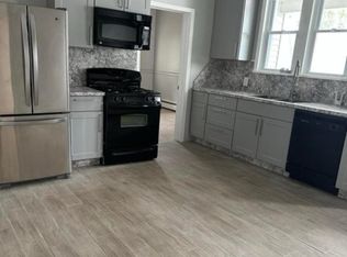 511 Donnelly St #A, Duryea, PA 18642
