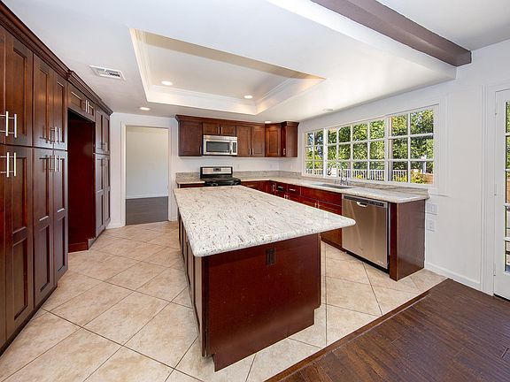 5th image of 4350 La Barca Dr