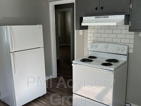 5th image of 2618 SE Adams St