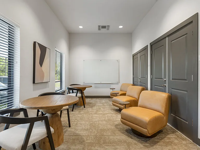 Park 107 — Photo 13