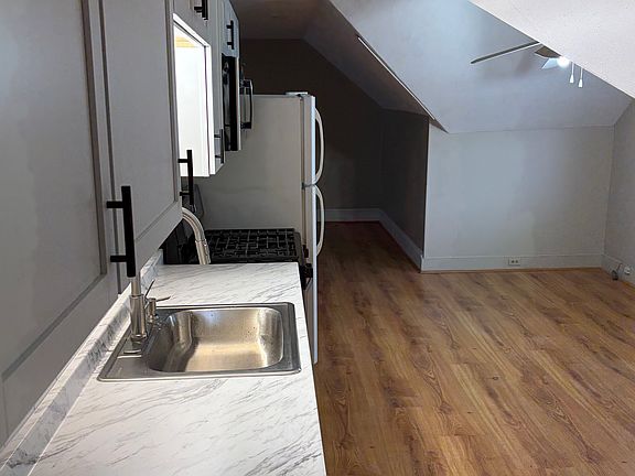 3rd image of 2 Wachusett St #4B