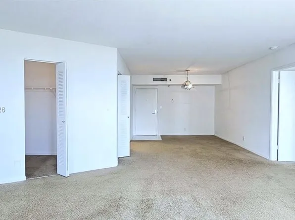 3300 NE 192nd St, Aventura, FL