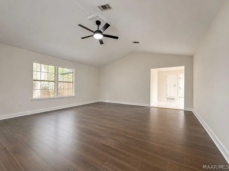 3821 Harrison Rd — Photo 10