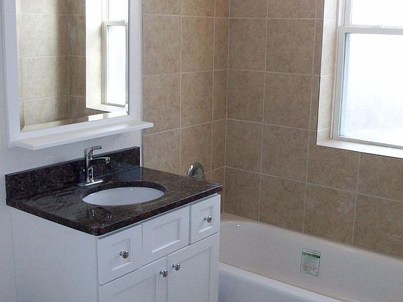 4th image of 1653 N Talman Ave APT 2