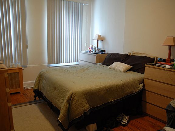 5th image of 216 Highpoint Ave