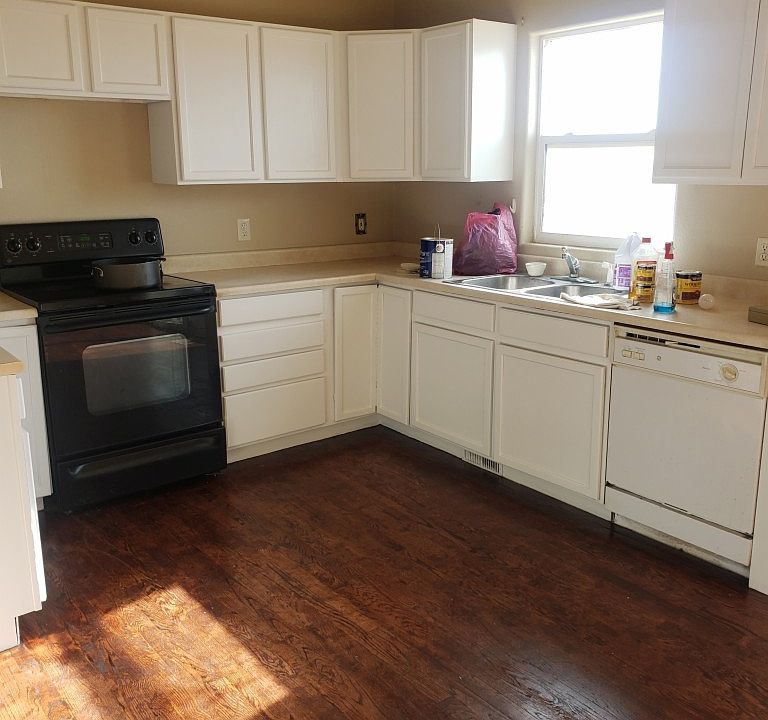 1st image of 9323 Summer Meadows Dr
