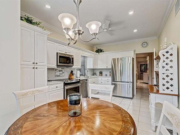 3rd image of 16151 W Bay Dr APT 161