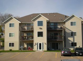 4600 Grand Ave UNIT A6, Davenport, IA 52807