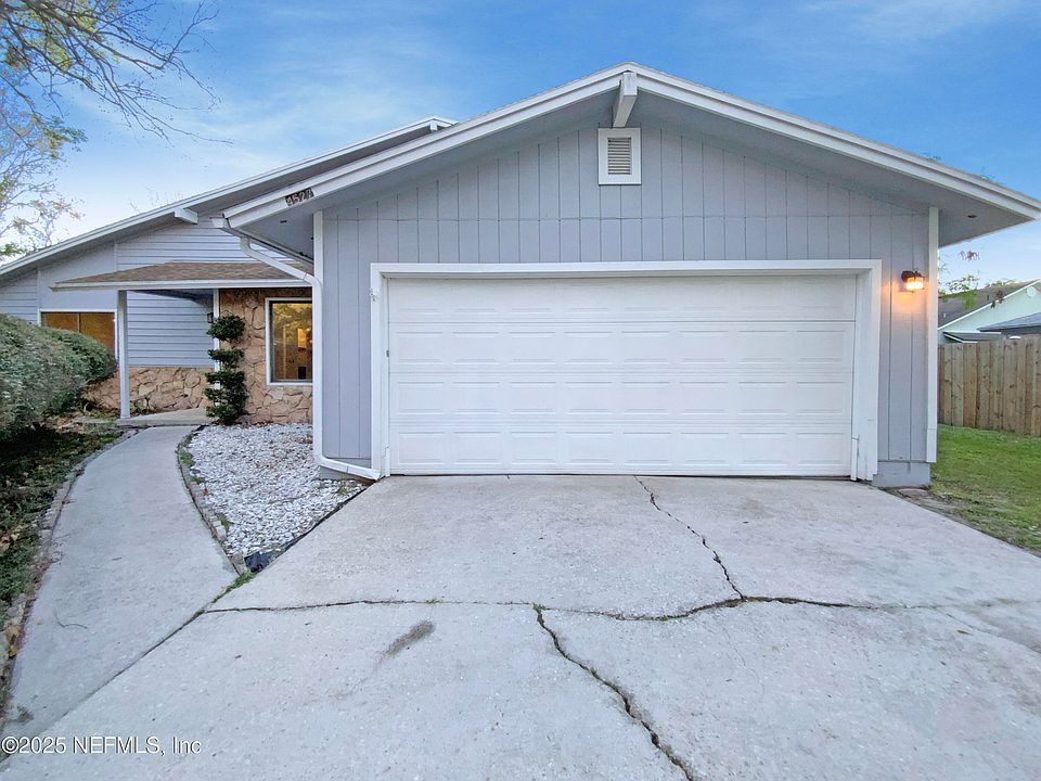 1st image of 4527 WHISPERING INLET Drive