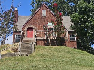 1727 Massey Cir, South Charleston, WV 25303