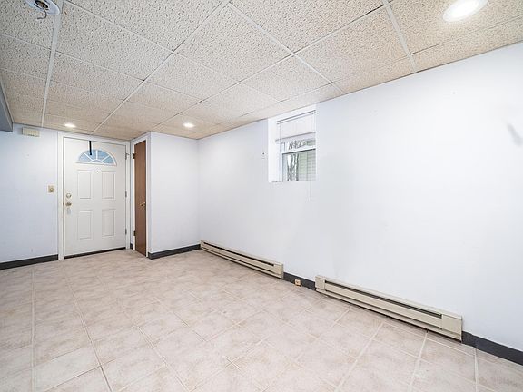 4th image of 312 Grant Ave Floor 1