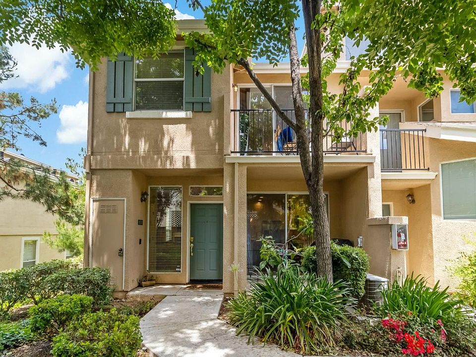 1st image of 1090 Esparanza Way