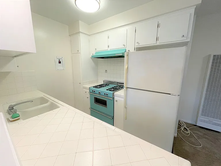 3906 Inglewood Blvd — Photo 7