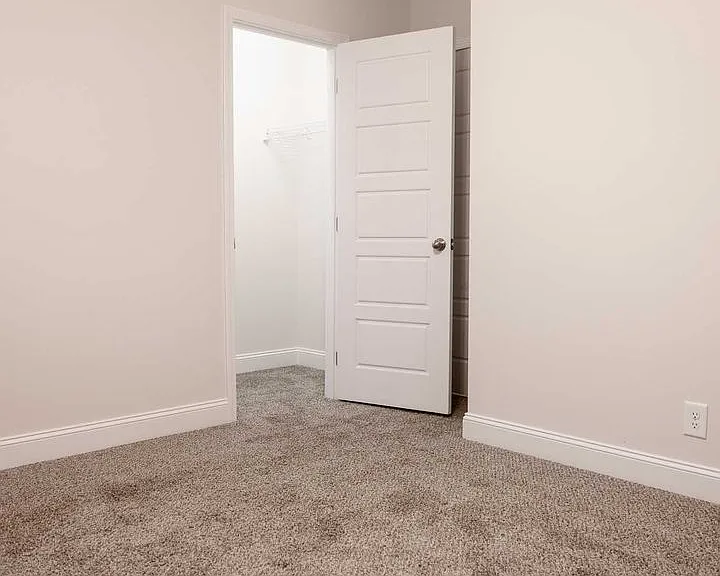 246 Wexford Way — Photo 35