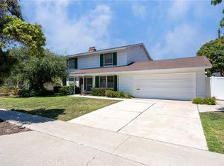 2880 Club House Rd, Costa Mesa, CA 92626