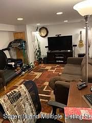 5th image of 393 Stobe Ave