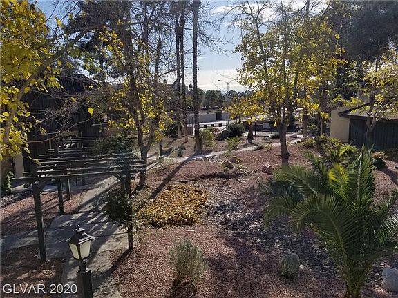 2nd image of 656 Rolling Green Dr