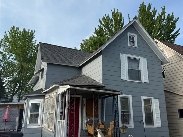 19 Evans St, Lockport, NY 14094