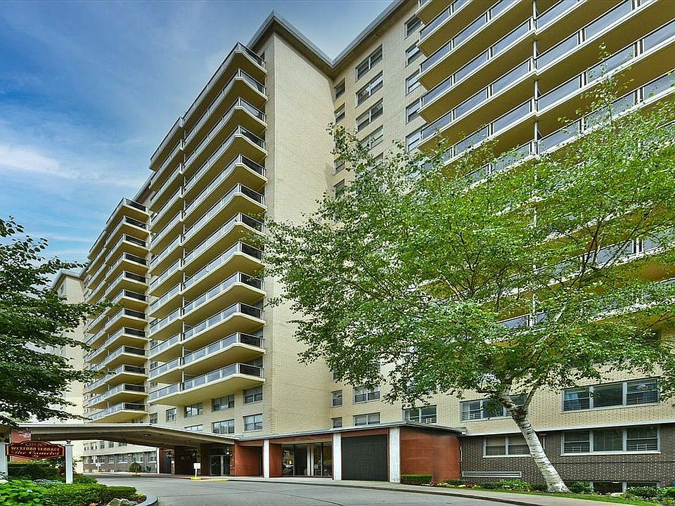 1st image of 17501 Hillside Ave #10D