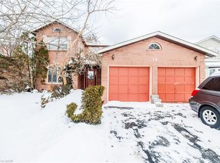 10 Jeanette Ave, Grimsby, ON