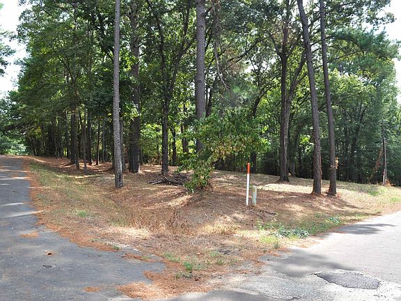 5th image of 20420 & 20428 High Point Dr