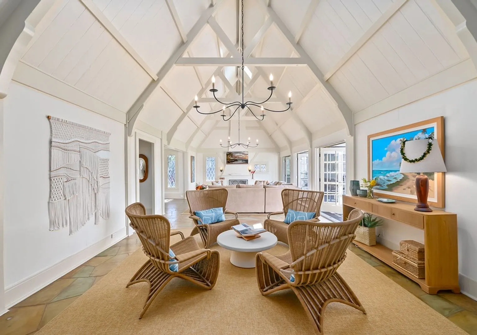 Kahala Palms: Charming Coastal Beach Home w/ Pool, Jacuzzi & Lush Garden — Photo 3