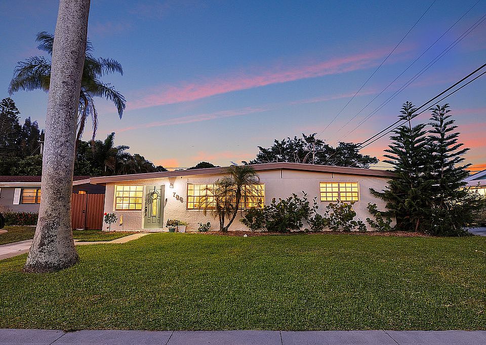 2nd image of 786 Camellia Dr