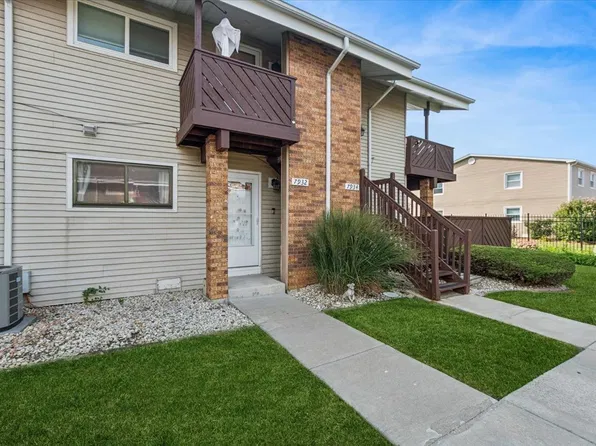 7932 164th Ct #251, Tinley Park, IL 60477