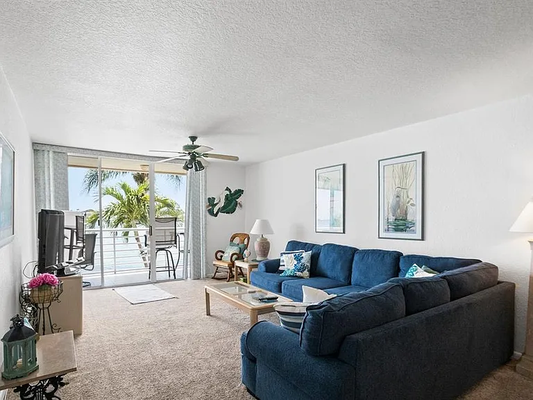 6093 Bahia Del Mar Cir #277 — Photo 15