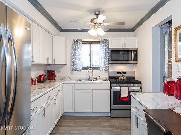 4th image of 20143 Woodale Dr
