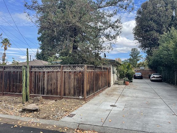 3rd image of 566 S Cypress Ave
