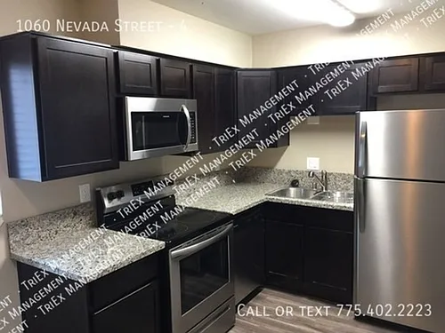 1060 Nevada St Photo 1