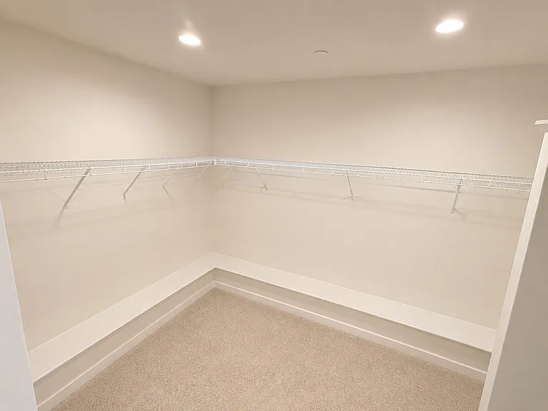 6087 W Norwich Ave — Photo 17