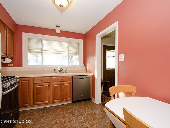 5th image of 5926 S Park Ave