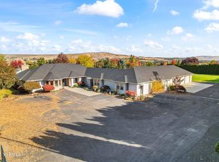 613 Friedline Rd, Yakima, WA 98908
