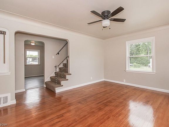 5th image of 19802 Gardenview Dr