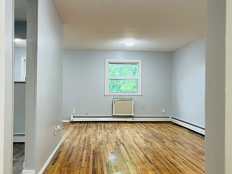 25620 Craft Ave #2 — Photo 11