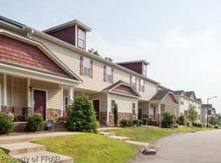 3244 Green Valley Rd, Fayetteville, NC 28301