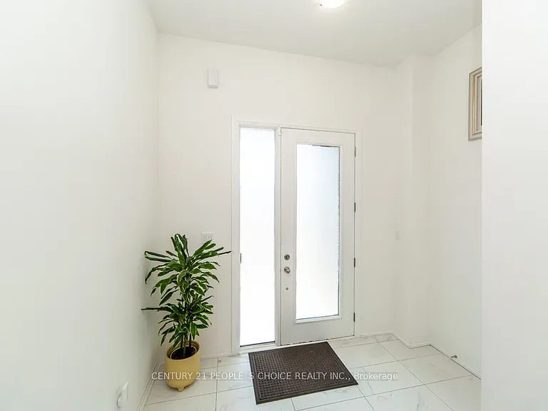 162 Ogston Cres — Photo 7