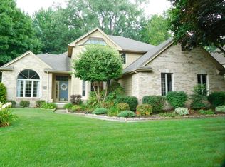 2820 Spring Water Dr, Toledo, OH 43617