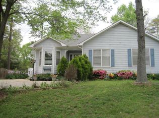 6504 Peacehaven Dr, Charlotte, NC 28214