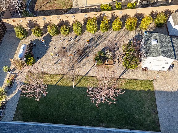 3rd image of 3110 Bedrock Ln