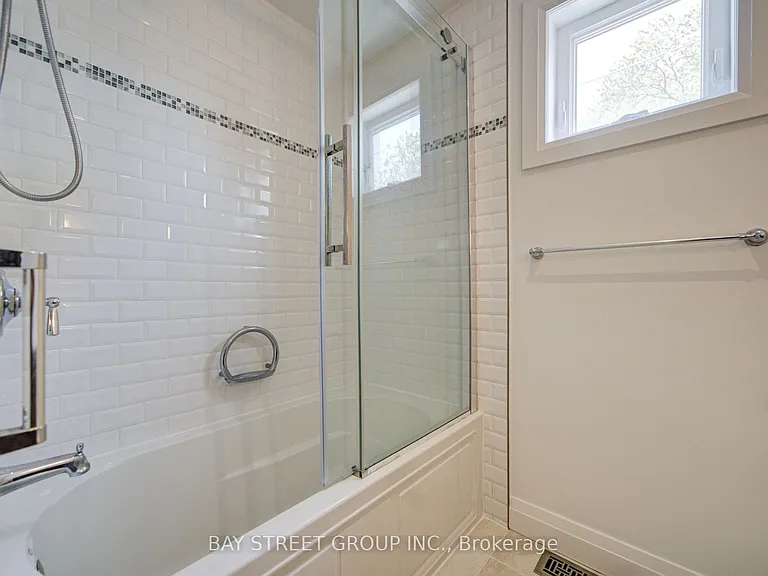 95 Hopedale Ave — Photo 24