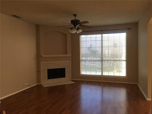 3rd image of 2015 Highland Forest Dr
