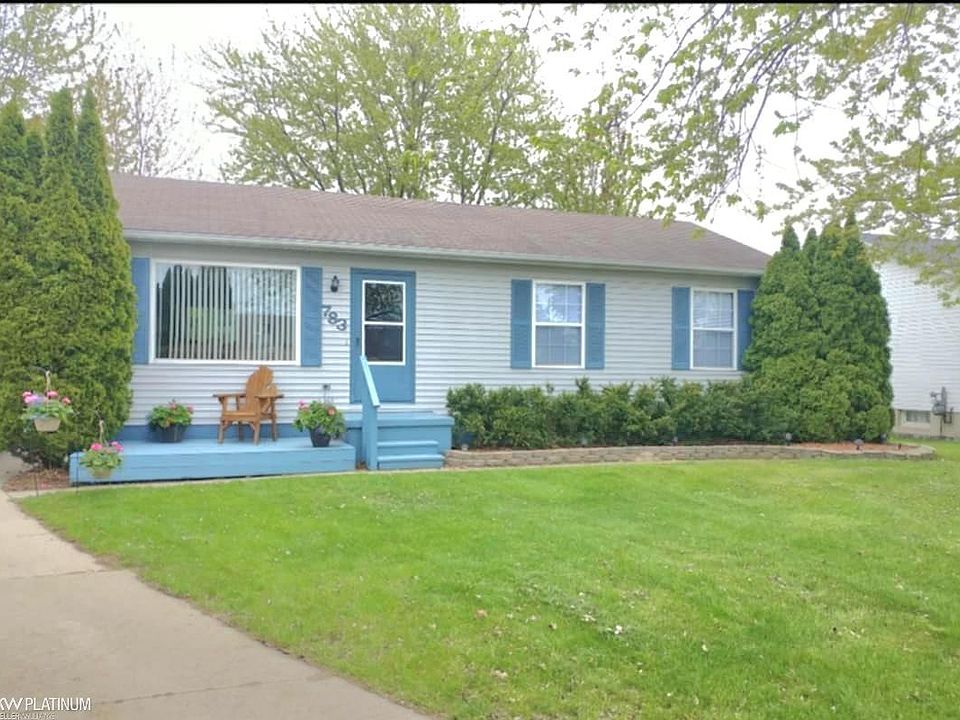 1st image of 783 Applegate Dr