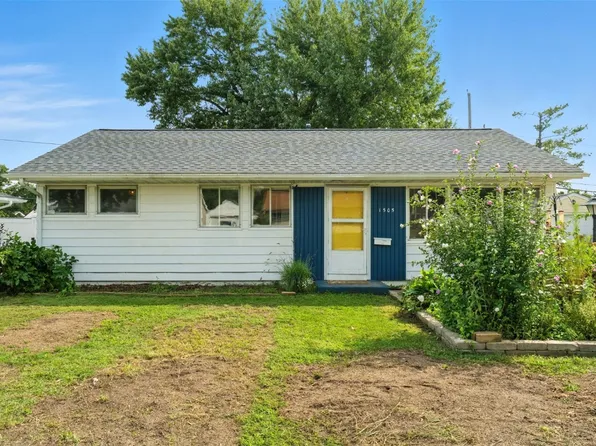 1505 Keith Dr NE, Cedar Rapids, IA 52402