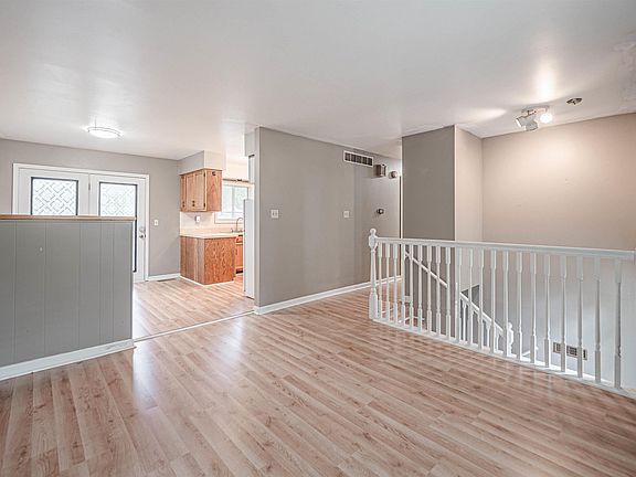 2nd image of 7388 Oakdale Dr